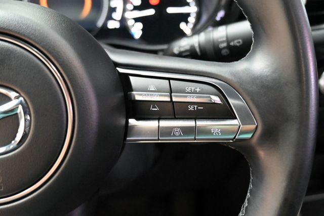 日系進口熱銷掀背~原廠保養紀錄僅跑3萬新車保固中~MRCC自動跟車+360環景+BOSE環繞音響+電動椅+CARPLAY  第9張相片