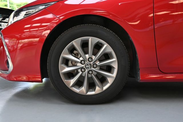 不用40輕鬆入主熱銷房車~低里程僅跑4萬公里~ACC自動跟車+倒車顯影+車偏警示+抬頭顯示+衛星導航+CARPLAY~  第19張相片