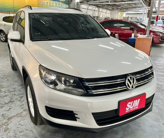 2013年Tiguan ✅1.4 TSI ✅倒車顯影✅衛星導航✅數位電視✅循跡防滑✅後座出風口✅循跡防滑✅ISOFIX  第2張相片