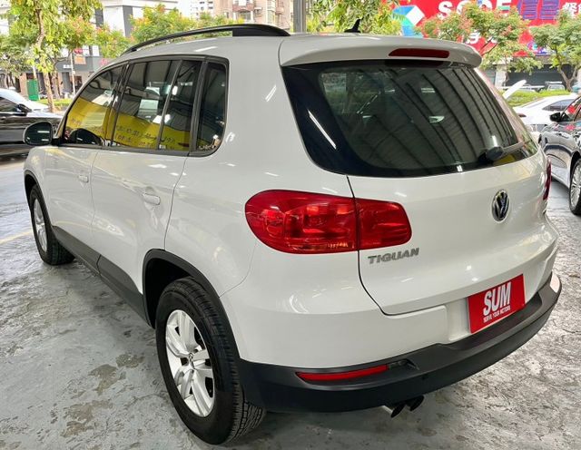 2013年Tiguan ✅1.4 TSI ✅倒車顯影✅衛星導航✅數位電視✅循跡防滑✅後座出風口✅循跡防滑✅ISOFIX  第4張相片