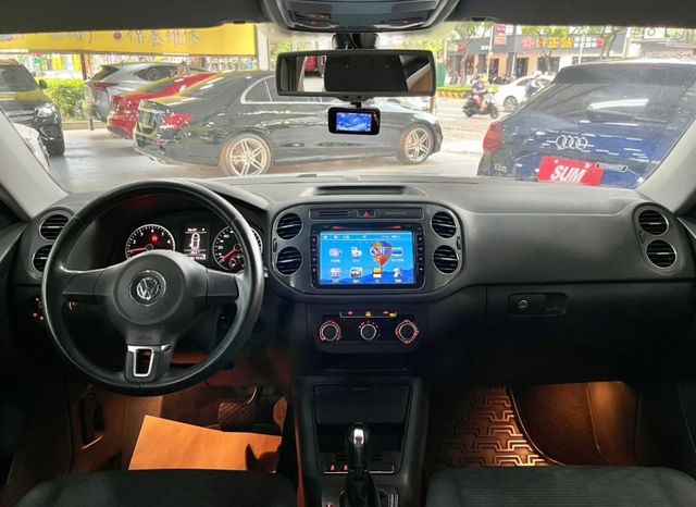 2013年Tiguan ✅1.4 TSI ✅倒車顯影✅衛星導航✅數位電視✅循跡防滑✅後座出風口✅循跡防滑✅ISOFIX  第5張相片