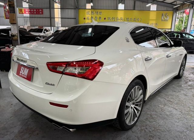GHIBLI DIESEL ✅僅跑2.4萬公里 ✅定速 ✅倒車顯影 ✅雙區恆溫 ✅電動天窗 ✅電動腰靠 ✅駕駛座記憶座椅  第3張相片