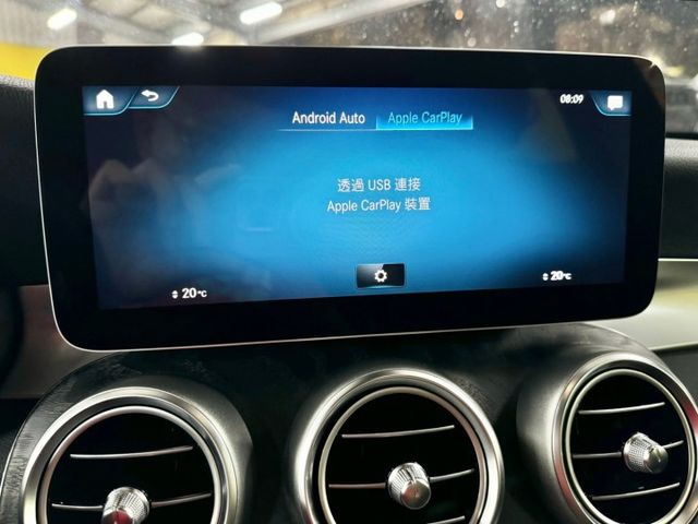✅未領牌✅柏林之音✅多光束動態頭燈✅倒車顯影✅全景天窗✅盲點✅雙前記憶加熱座椅✅摸門✅液晶儀表✅無線充電✅電動尾門  第9張相片