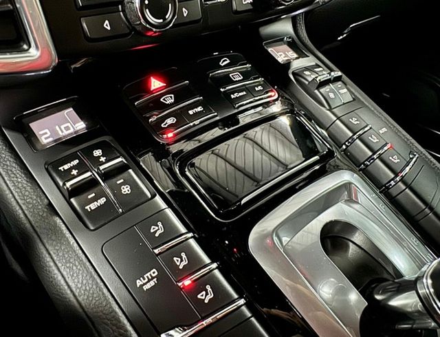 ✅3.6汽油版 ✅四輪傳動 ✅HID頭燈 ✅倒車顯影 ✅電動天窗 ✅駕駛座記憶座椅 ✅BOSE音響 ✅電動腰靠  第10張相片