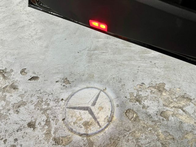 ✅AMG套件/鋁圈/卡鉗 ✅柏林之音 ✅駕駛座記憶座椅 ✅盲點偵測 ✅電動尾門 ✅迎賓燈 ✅倒車顯影 ✅電動天窗  第15張相片