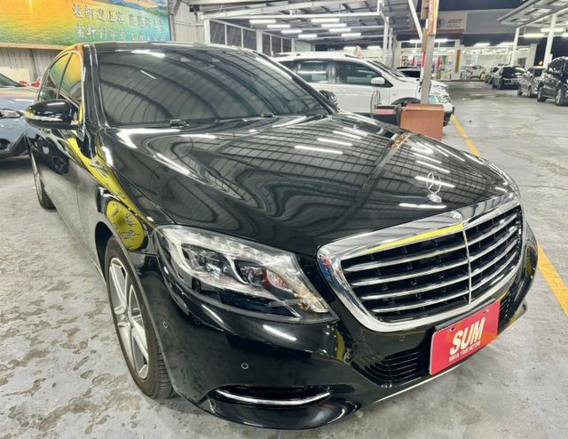 老闆坐駕 ✅僅跑7.8萬公里 ✅倒車顯影 ✅衛星導航 ✅雙前記憶座椅 ✅電動窗遮陽簾 ✅LED頭燈 ✅後排座椅電動調整  第2張相片