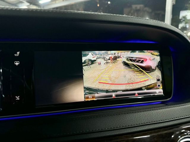 老闆坐駕 ✅僅跑7.8萬公里 ✅倒車顯影 ✅衛星導航 ✅雙前記憶座椅 ✅電動窗遮陽簾 ✅LED頭燈 ✅後排座椅電動調整  第8張相片