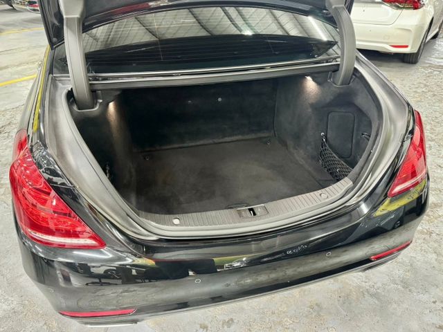 老闆坐駕 ✅僅跑7.8萬公里 ✅倒車顯影 ✅衛星導航 ✅雙前記憶座椅 ✅電動窗遮陽簾 ✅LED頭燈 ✅後排座椅電動調整  第17張相片