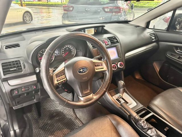 i-s版本 ✅四輪傳動 ✅定速 ✅倒車顯影 ✅數位電視 ✅電動天窗 ✅雙區恆溫 ✅換檔撥片 ✅循跡防滑 ✅雙前坐電熱椅  第17張相片