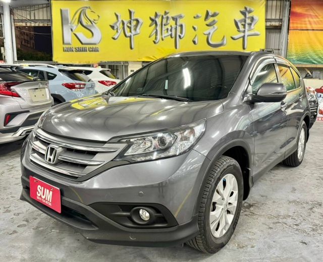 ✅抬頭顯示器✅導航✅換檔撥片✅方向盤快控✅倒車顯影  第1張相片