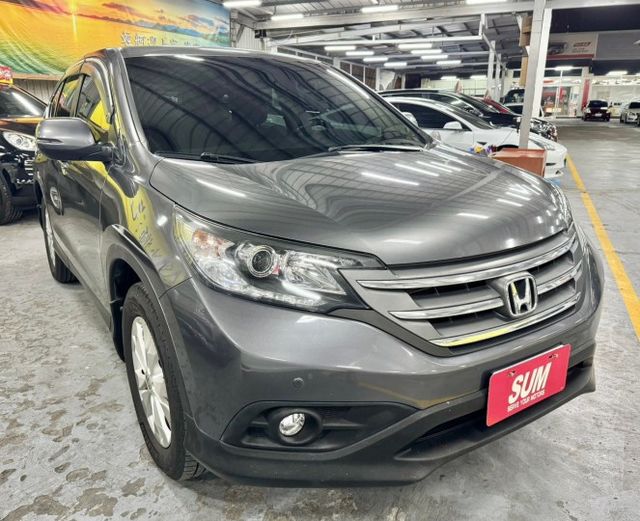 ✅抬頭顯示器✅導航✅換檔撥片✅方向盤快控✅倒車顯影  第2張相片