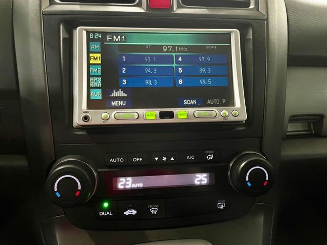 ✅衛星導航✅定速✅倒車顯影 ✅雙區恆溫✅多功能方向盤✅循跡防滑 ✅中控螢幕✅自動感應頭燈✅雨滴感應雨刷  第11張相片
