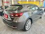 2018年MAZDA3✅抬頭顯示器✅倒車顯影✅恆溫空調✅循跡防滑✅盲點偵測✅駕駛座電動座椅  第3張縮圖