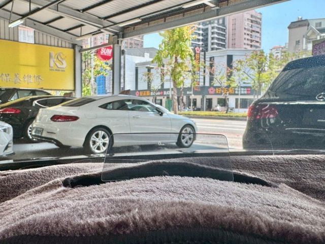 2018年MAZDA3✅抬頭顯示器✅倒車顯影✅恆溫空調✅循跡防滑✅盲點偵測✅駕駛座電動座椅  第8張相片