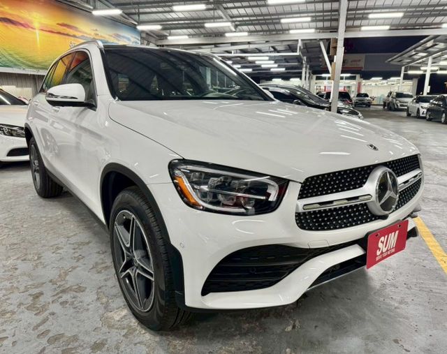 ✅未領牌✅腳踢尾門✅主動停車✅全景天窗✅360環景✅雙前電動記憶座椅✅停車雷達✅氣氛燈✅無線充電✅盲點✅CarPlay  第2張相片
