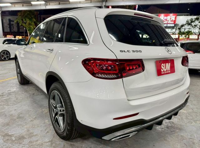 ✅未領牌✅腳踢尾門✅主動停車✅全景天窗✅360環景✅雙前電動記憶座椅✅停車雷達✅氣氛燈✅無線充電✅盲點✅CarPlay  第4張相片