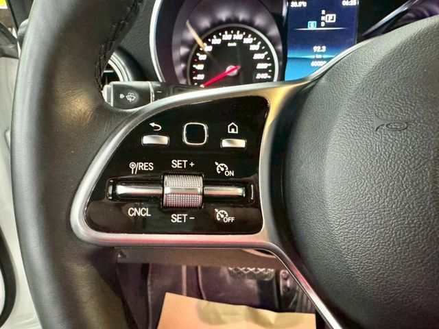 ✅未領牌✅腳踢尾門✅主動停車✅全景天窗✅360環景✅雙前電動記憶座椅✅停車雷達✅氣氛燈✅無線充電✅盲點✅CarPlay  第7張相片