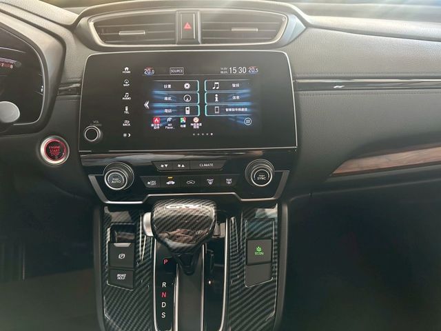 2020年CRV✅方向盤快控✅定速✅換檔撥片✅車道置中✅I KEY✅盲點偵測✅全景天窗✅衛星導航✅倒車顯影✅電動尾門  第8張相片
