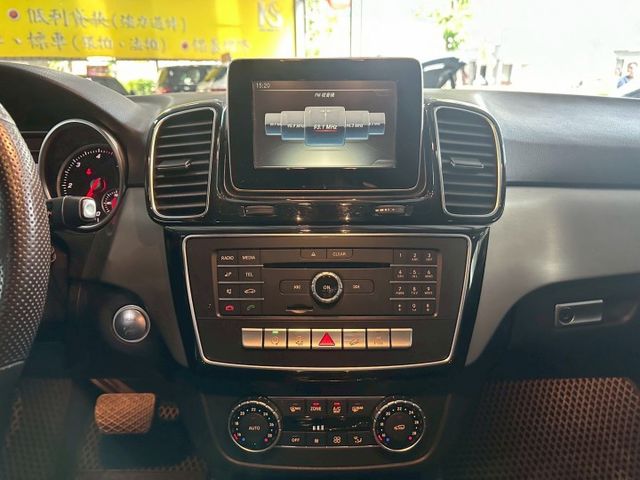 2015年GLE250d✅4WD✅循跡防滑✅恆溫空調✅I KEY✅倒車顯影✅電動後視鏡✅雙前電動座椅✅電動尾門  第8張相片