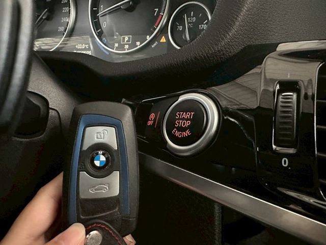 2015年BMW X4✅定速✅I KEY✅恆溫空調✅衛星導航✅倒車顯影✅天窗✅雙前電動座椅✅電動尾門  第13張相片