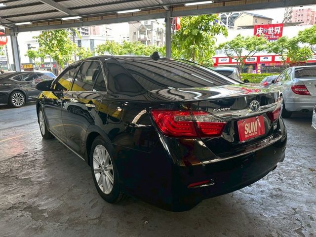 2012年CAMRY✅恆溫空調✅抬頭顯示器✅I KEY✅雙前電動座椅✅天窗✅倒車顯影✅衛星導航  第4張相片