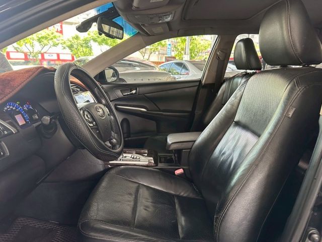2012年CAMRY✅恆溫空調✅抬頭顯示器✅I KEY✅雙前電動座椅✅天窗✅倒車顯影✅衛星導航  第13張相片