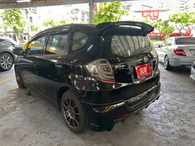 ✅倒車顯影✅衛星導航✅定速  第4張相片