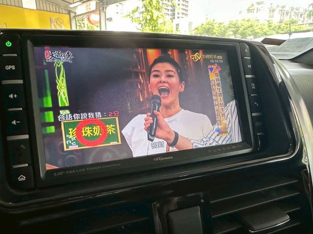 ✅省油省稅金✅衛星導航✅電動後視鏡  第7張相片