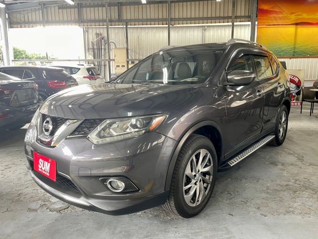 2.5豪華版 ✅LED頭燈 ✅定速 ✅倒車顯影 ✅衛星導航 ✅雙區恆溫 ✅電折後視鏡 ✅方向盤快控鍵  第1張相片