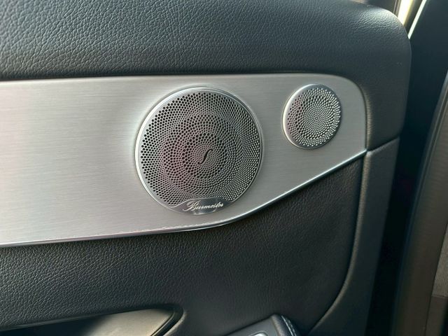 ✅AMG套件✅四輪驅動✅柏林之音✅主動停車輔助✅腳踢尾門✅全景天窗✅全車摸門開關✅360環景✅盲點偵測✅防追撞主動煞車  第13張相片