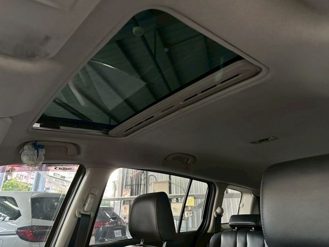 ✅倒車顯影✅天窗✅雙電動滑門  第9張相片