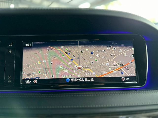 ✅導航✅倒車顯影✅4座獨立電動/記憶座椅✅雙天窗  第9張相片