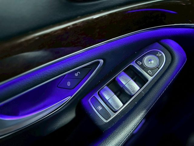 ✅導航✅倒車顯影✅4座獨立電動/記憶座椅✅雙天窗  第11張相片