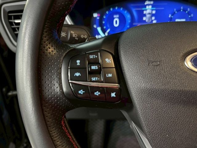 ST-Line AWD✅定速✅抬頭顯示器✅360環景✅導航✅車道偏離警示✅盲點偵測✅恆溫空調✅駕駛座電動/記憶座椅  第7張相片