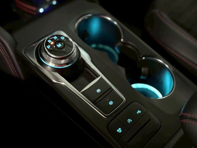 ST-Line AWD✅定速✅抬頭顯示器✅360環景✅導航✅車道偏離警示✅盲點偵測✅恆溫空調✅駕駛座電動/記憶座椅  第13張相片