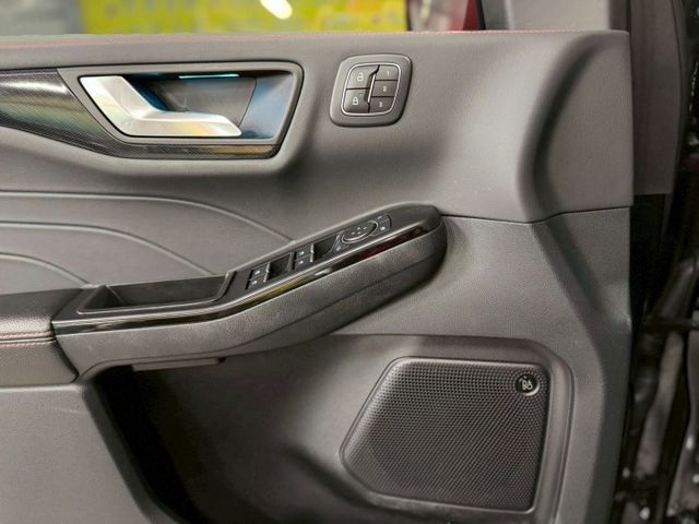 ST-Line AWD✅定速✅抬頭顯示器✅360環景✅導航✅車道偏離警示✅盲點偵測✅恆溫空調✅駕駛座電動/記憶座椅  第16張相片