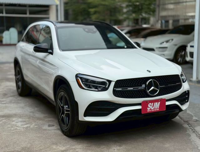 ✅AMG夜色套件✅防追撞主動煞車✅360環景✅全景天窗✅盲點偵測✅主動停車輔助✅Apple CarPlay✅全車摸門開關  第2張相片