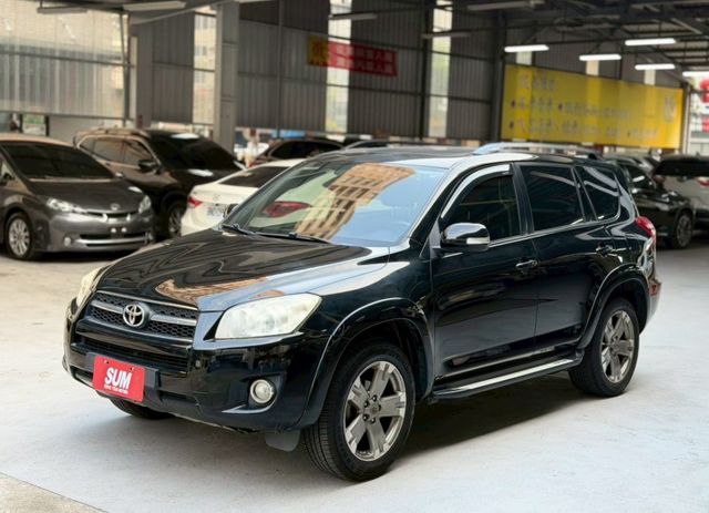 ✅4WD✅天窗✅定速✅電折後視鏡✅駕駛座電動座椅  第1張相片