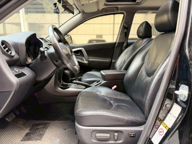 ✅4WD✅天窗✅定速✅電折後視鏡✅駕駛座電動座椅  第12張相片