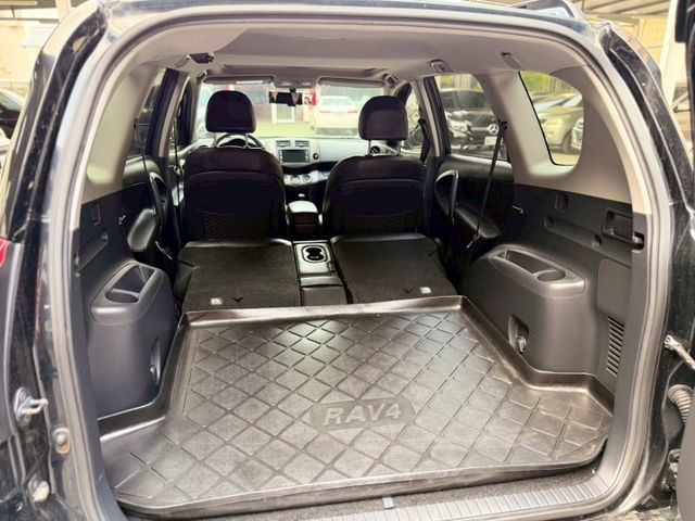 ✅4WD✅天窗✅定速✅電折後視鏡✅駕駛座電動座椅  第14張相片