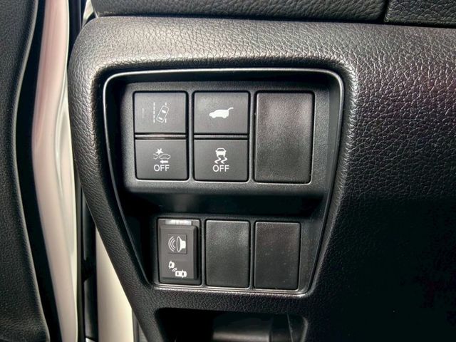 ✅S版✅天窗✅倒車顯影✅導航✅盲點✅電尾門  第13張相片