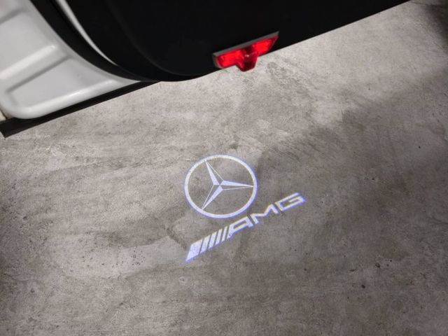 ✅倒車顯影✅雙區恆溫空調✅定速巡航✅HK音響✅天窗✅AMG運動化套件  第11張相片