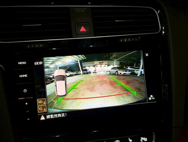 ✅R-Line套件✅升級鋁圈、排氣管✅恆溫空調✅倒車顯影✅定速✅導航✅天窗✅盲點偵測  第8張相片