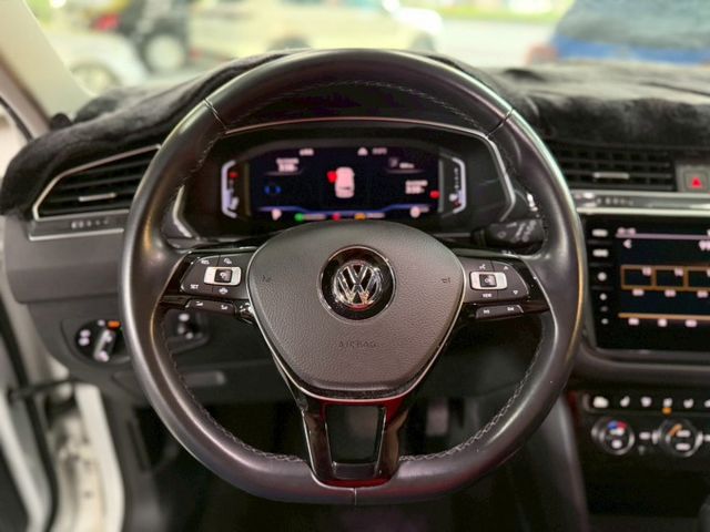 330 TSI HL✅ACC跟車✅AEB自動煞車✅車道偏離警示✅抬頭顯示✅盲點偵測✅360環景✅衛星導航✅CarPlay  第6張相片