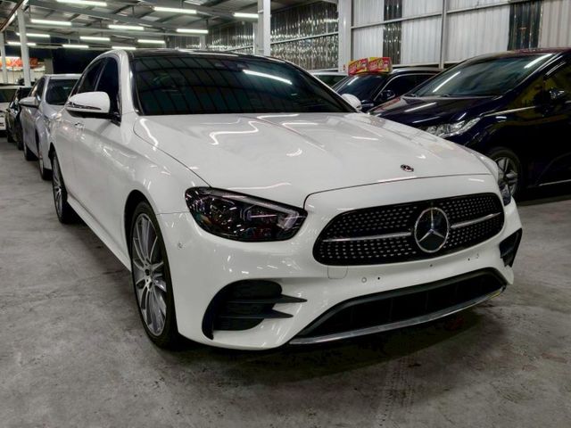 ✅AMG套件✅AMG蜻蜓式方向盤✅P20跟車✅柏林之音✅主動停車輔助✅多光束頭燈✅抬頭顯示✅氣氛燈✅無線充電✅全景天窗  第2張相片