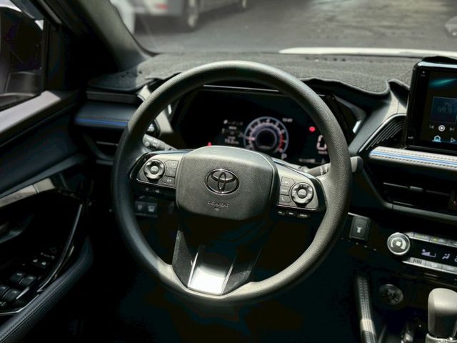 潮玩版✅ACC跟車✅AEB自動煞車✅車道偏離警示✅I KEY✅360環景✅恆溫空調✅電動尾門✅LED頭燈  第5張相片
