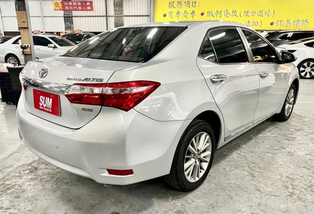 ✅定速✅循跡防滑✅恆溫空調✅方向盤快控鍵✅國民神車 ✅省油省稅金  第3張相片