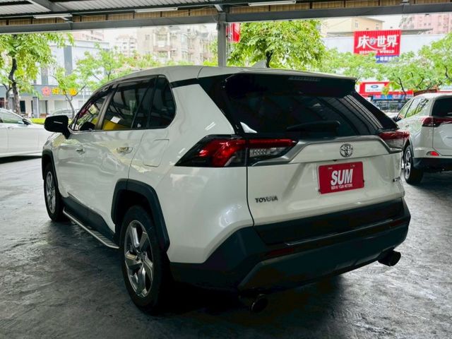 ✅定速✅ACC跟車✅盲點偵測✅360環景✅電尾門✅I KEY✅抬頭顯示器✅恆溫空調✅方向盤快控✅駕駛座電動/記憶座椅  第4張相片