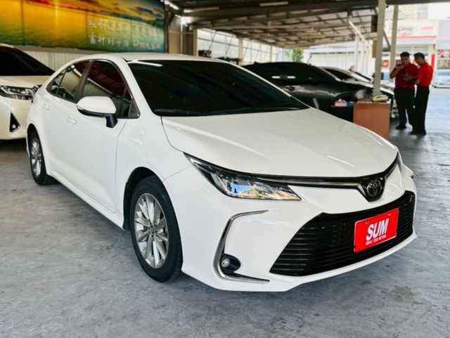 ✅旗艦版✅氣氛燈✅定速✅倒車顯影✅ACC跟車✅車道置中✅導航✅I KEY✅盲點偵測✅駕駛座電動座椅  第2張相片