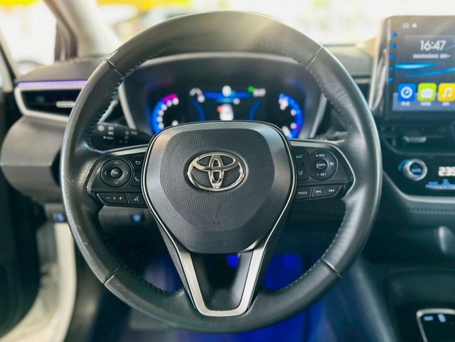 ✅旗艦版✅氣氛燈✅定速✅倒車顯影✅ACC跟車✅車道置中✅導航✅I KEY✅盲點偵測✅駕駛座電動座椅  第6張相片